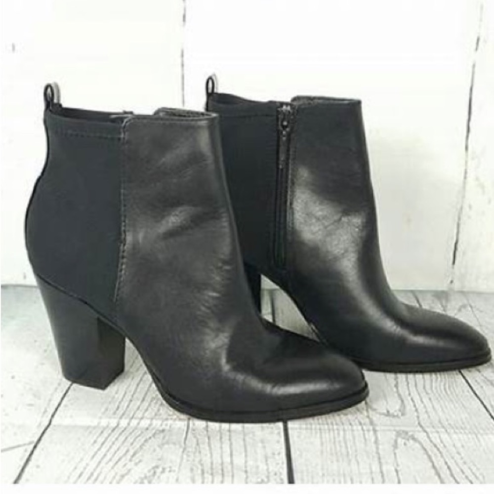 Donald J Pliner boots